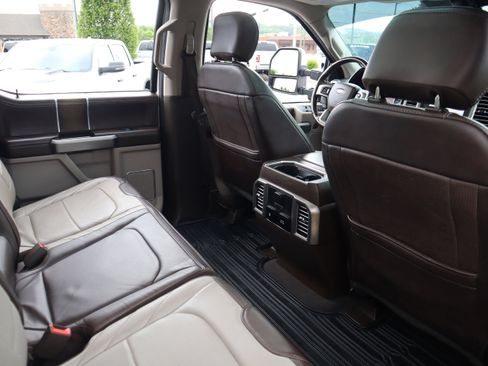Used 2019 Ford F250 Limited w/ FX4 Off-Road Package AWD/4WD image 36