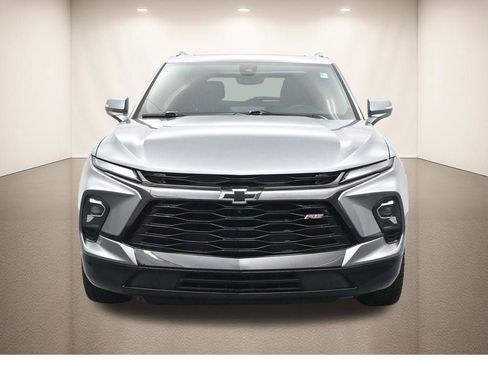 Used 2023 Chevrolet Blazer RS w/ Driver Confidence II Package FWD image 2