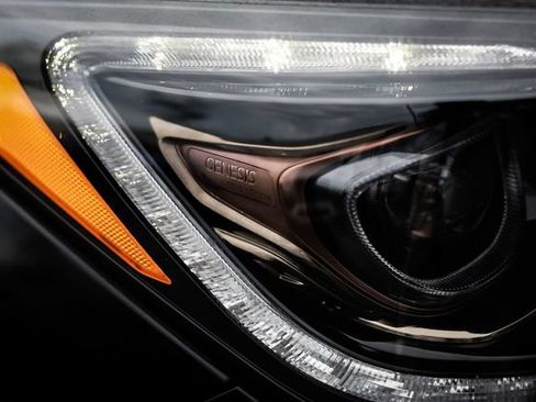 Used 2019 Genesis G80 3.3T Sport AWD/4WD image 9