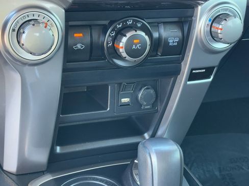 Certified 2024 Toyota 4Runner SR5 Premium image 27