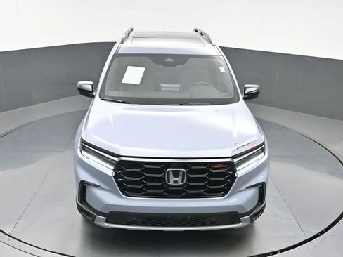 Certified 2025 Honda Pilot TrailSport image 29