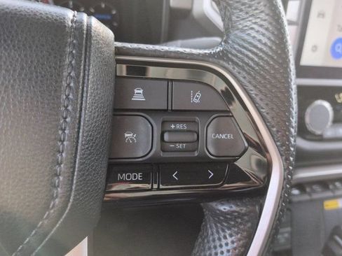 Used 2024 Toyota Tundra Limited AWD/4WD image 25