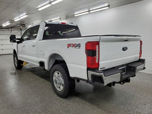 New 2026 Ford F250 XLT w/ XLT Premium Package AWD/4WD image 7