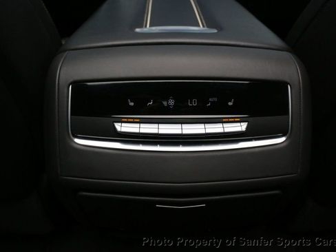 Used 2024 Cadillac Escalade ESV V AWD/4WD image 41