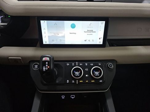 Used 2023 Land Rover Defender 110 S image 6