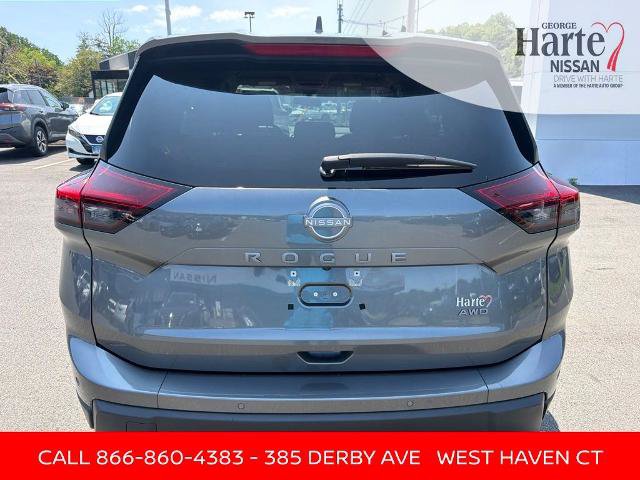 Certified 2026 Nissan Rogue SV AWD/4WD image 7