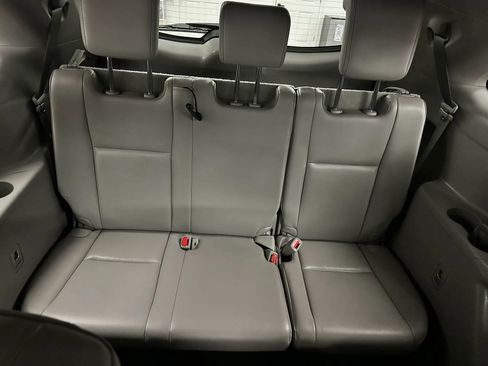 Used 2017 Toyota Highlander XLE FWD image 30