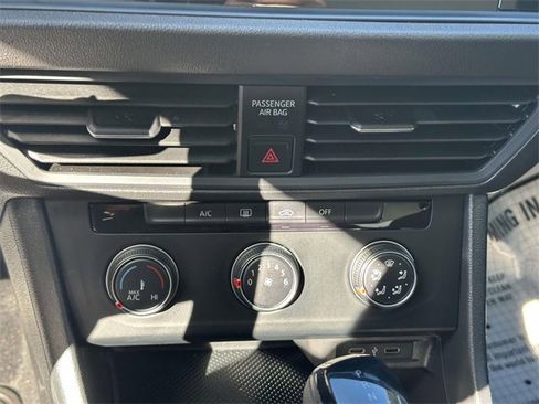 Certified 2022 Volkswagen Jetta S image 26