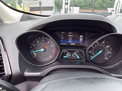 Used 2017 Ford Escape Titanium w/ Canadian Touring Package AWD/4WD image 5