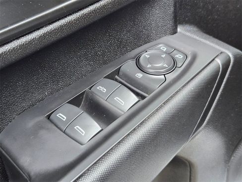 Used 2023 Chevrolet Silverado 2500 Custom w/ Custom Convenience Package image 12