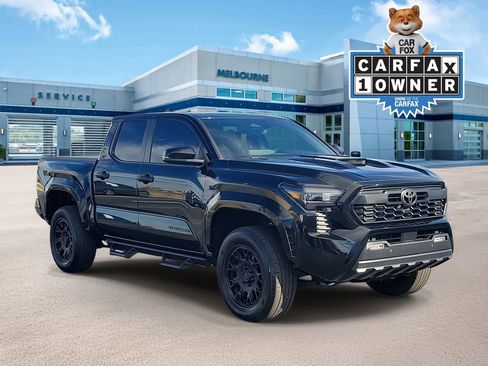 Used 2024 Toyota Tacoma TRD Sport image 1