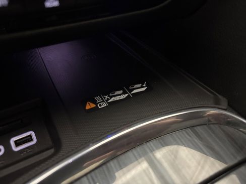 Used 2023 Buick Enclave Essence w/ Experience Buick Package image 47