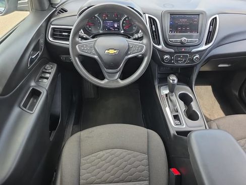 Used 2020 Chevrolet Equinox LT FWD image 12