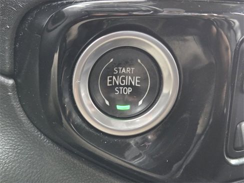 Used 2023 GMC Sierra 1500 SLE w/ X31 Off-Road Package image 21