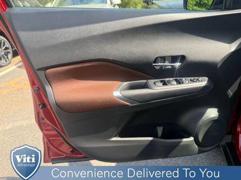 Used 2021 Nissan Kicks SR FWD image 16