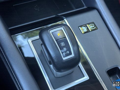 Used 2024 Mitsubishi Outlander Ralliart image 26