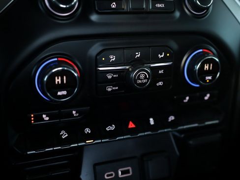 Used 2019 Chevrolet Silverado 1500 RST w/ All-Star Edition image 17