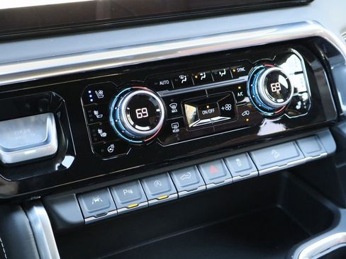 New 2026 GMC Sierra 1500 Denali Ultimate AWD/4WD image 16