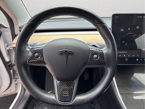 Used 2019 Tesla Model 3 Standard Range Plus RWD image 21