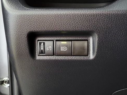 Used 2024 Toyota RAV4 LE FWD image 23