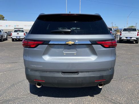 Used 2023 Chevrolet Traverse LS FWD image 16