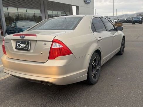 Used 2010 Ford Fusion SE image 9
