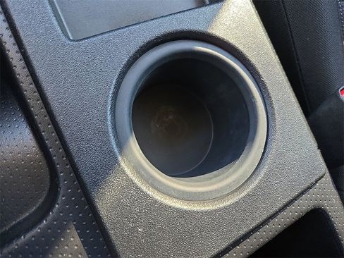 Used 2011 Toyota FJ Cruiser 4WD image 19