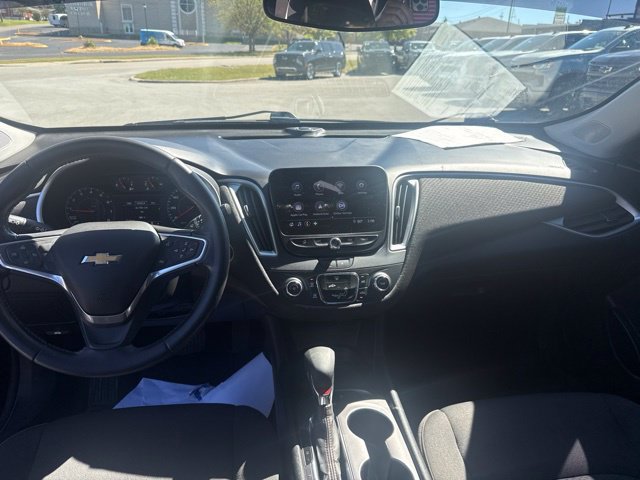 Used 2022 Chevrolet Malibu RS FWD image 24