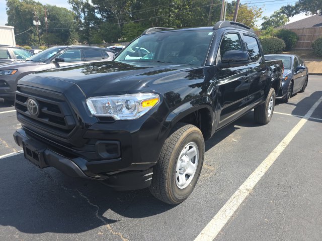 Used 2022 Toyota Tacoma SR AWD/4WD image 1