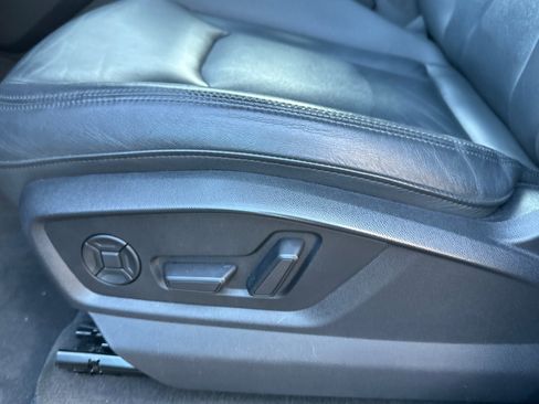 Used 2021 Audi Q7 3.0T Premium image 13