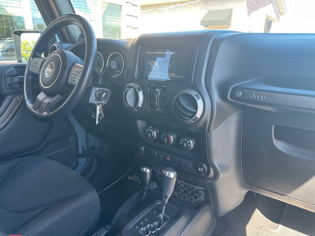 Used 2014 Jeep Wrangler Unlimited Sport w/ Quick Order Package 24S AWD/4WD image 10