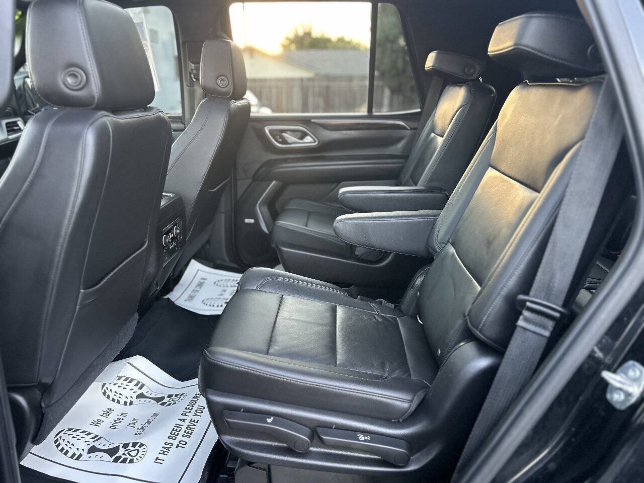 Used 2021 Chevrolet Tahoe Z71 w/ Z71 Signature Package AWD/4WD image 18
