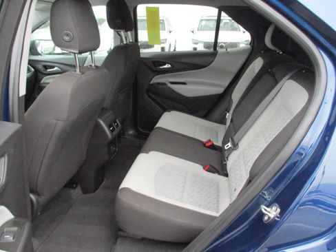 Certified 2022 Chevrolet Equinox LS w/ LS Convenience Package image 12