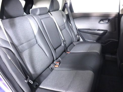 Used 2023 Nissan Rogue SV image 37