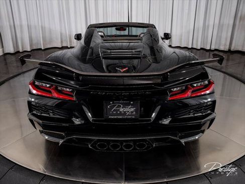 Used 2025 Chevrolet Corvette Z06 w/ Z07 Performance Package RWD image 17