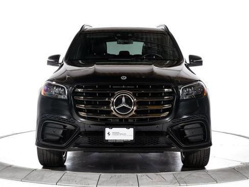 Used 2025 Mercedes-Benz GLS 450 4MATIC image 8