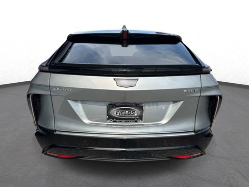 Used 2024 Cadillac Lyriq Tech w/ LPO, Floor Liner Package RWD image 4