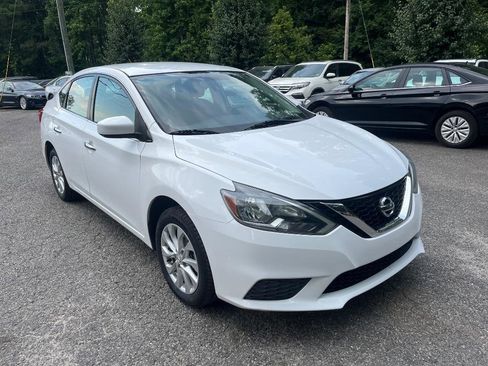 Used 2019 Nissan Sentra SV FWD image 11