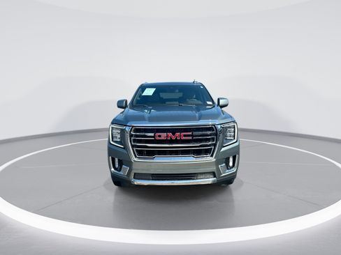 Used 2024 GMC Yukon XL SLT RWD image 3