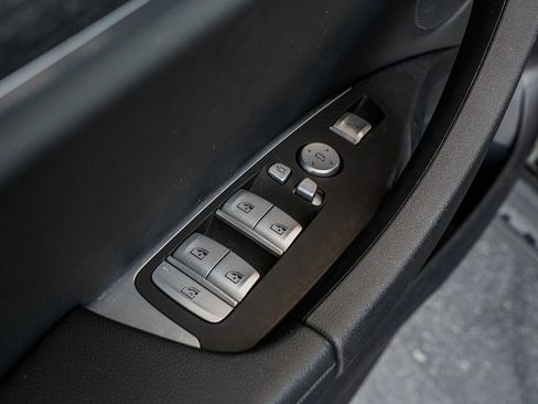 Used 2023 BMW X3 xDrive30i w/ Premium Package image 10