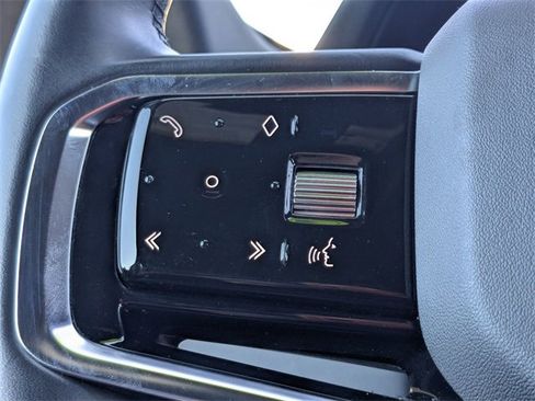 Used 2021 Land Rover Discovery Sport SE image 18