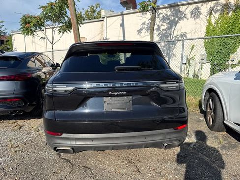 Used 2019 Porsche Cayenne AWD/4WD image 3