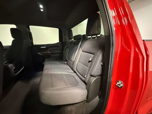 Used 2020 GMC Sierra 1500 Elevation w/ Elevation Value Package image 8