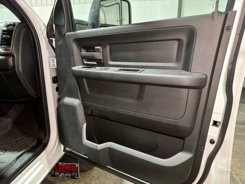 Used 2024 RAM 3500 Tradesman w/ Chrome Appearance Group AWD/4WD image 20