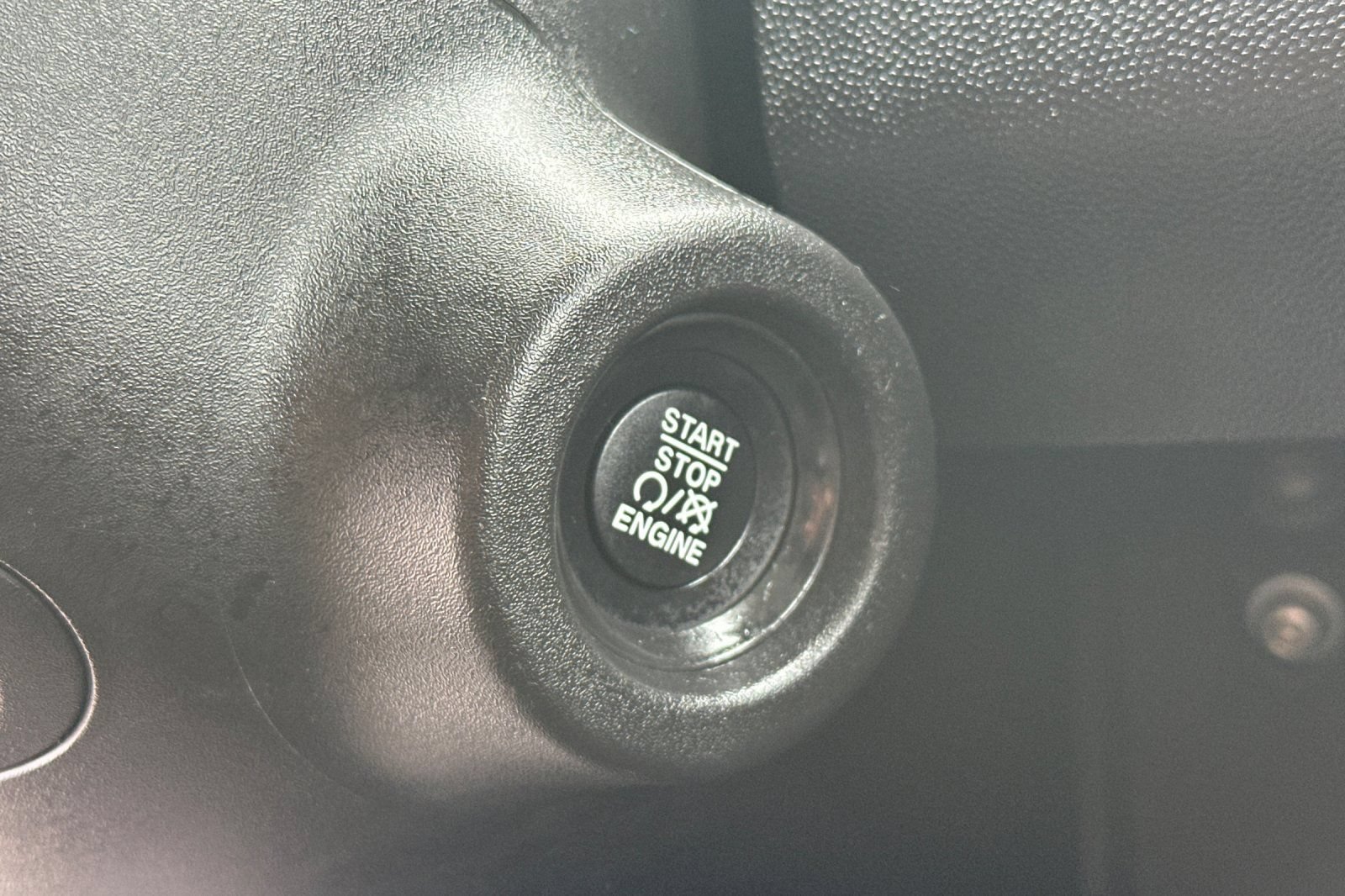 Used 2023 RAM ProMaster 2500 FWD image 25