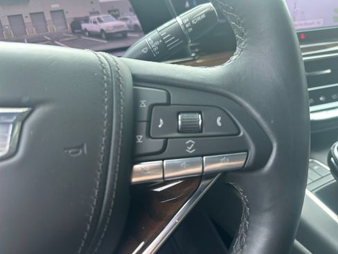 Used 2024 Cadillac Escalade Sport Platinum w/ LPO, Floor Liner Package AWD/4WD image 30