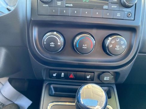 Used 2016 Jeep Patriot High Altitude image 42