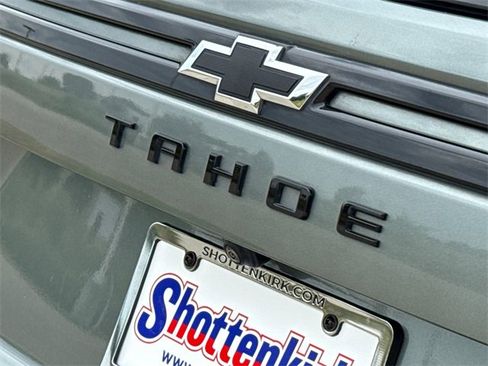 Used 2023 Chevrolet Tahoe Z71 w/ Luxury Package image 9
