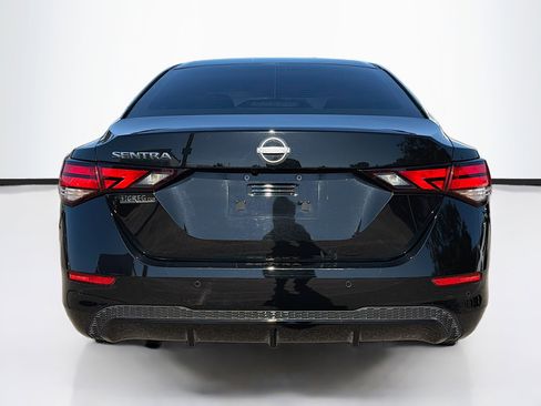 Used 2024 Nissan Sentra S image 4