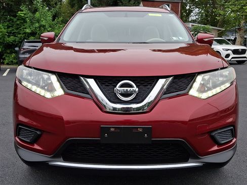 Used 2015 Nissan Rogue SV w/ SV Premium Package AWD/4WD image 2